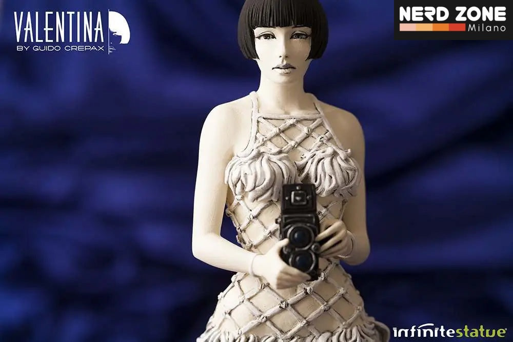 INFINITE STATUE Crepax Valentina Statue