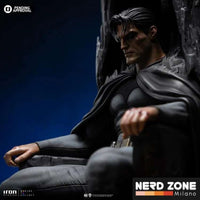 IRON STUDIOS - Batman and Bruce Wayne Legacy Replica 1/4 Statue