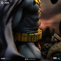 IRON STUDIOS - DC COMICS - Batman & Catwoman 1/6 diorama 52 cm