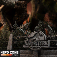 IRON STUDIOS - Jurassic Park Demi Art T-Rex Attacks 1/20 Statue