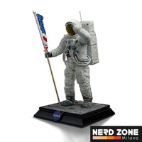 IRON STUDIOS - NASA Art Scale Statue 1/10 Apollo 11 Astronaut 23 cm