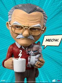 IRON STUDIOS - Stan Lee Mini Co. PVC Figure Stan Lee with Grumpy Cat 14 cm