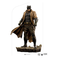IRON STUDIOS - Zack Snyder's Justice League Art Scale Statue 1/10 Knightmare Batman 22 cm Statue DC Comics