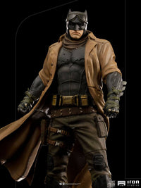 IRON STUDIOS - Zack Snyder's Justice League Art Scale Statue 1/10 Knightmare Batman 22 cm Statue DC Comics