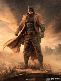 IRON STUDIOS - Zack Snyder's Justice League Art Scale Statue 1/10 Knightmare Batman 22 cm Statue DC Comics