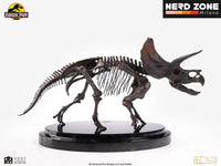PRE ORDINE - ELITE CREATURE COLLECTIBLES Jurassic Park Triceratops Fossil Skeleton 1-24 Scale Bronze