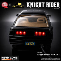 PRE ORDINE FACTORY ENTERTAINMENT - Knight Rider 1:12 Scale Kitt Vehicle & Michael Knight Action Figure (Supercar)