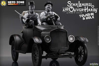 INFINITE STATUE - Laurel & Hardy Towed In A Hole Ford T 1/12 Scale