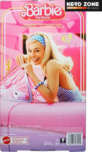 MATTEL - Barbie The Movie Barbie Margot Robbie con completo coordinato blu a quadri, cappello e giacca abbinati HRF26