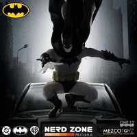 PRE ORDER - MEZCO - One:12 Collective Batman Year One Action Figure