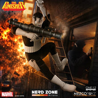 PRE ORDINE MEZCO One 12 Collective Punisher Action Figure