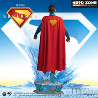 MUCKLE MANNEQUINS - Superman 2025 Life-Size Statue Superman 246 cm