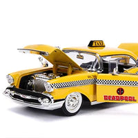PRE ORDINE - JADA TOYS - Marvel Deadpool 1975 Chevrolet Yellow Taxi Bel Air & Deadpool 1/24 Die-cast Model