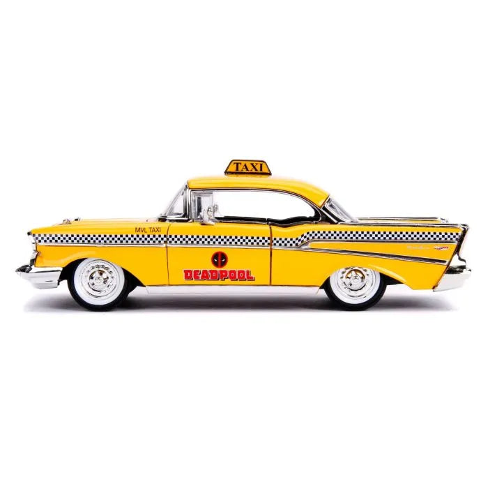 PRE ORDINE - JADA TOYS - Marvel Deadpool 1975 Chevrolet Yellow Taxi Bel Air & Deadpool 1/24 Die-cast Model
