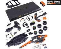 BBURAGO - Mclaren F1 Mcl38 - Lando Norris With Helmet - Model Kit 1:24