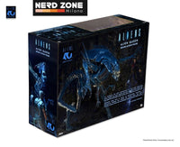 PRE ORDINE - NECA - Aliens Ultra Deluxe Action Figure Alien Queen (40th Anniversary) 38 cm