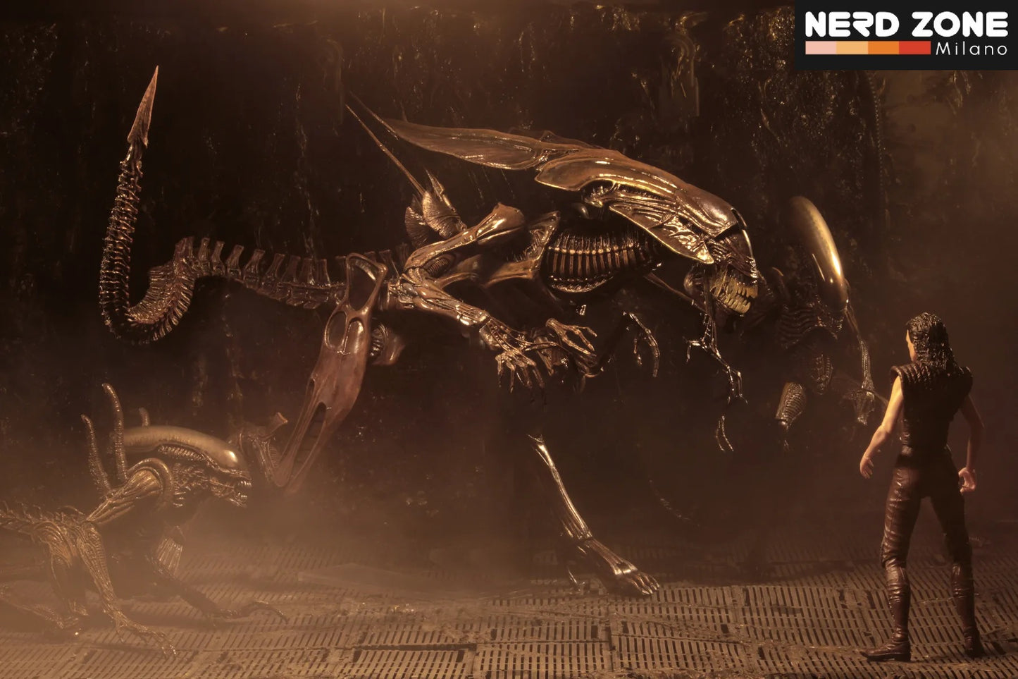 PRE ORDINE - NECA Aliens - Alien Queen Resurrection Dlx Af