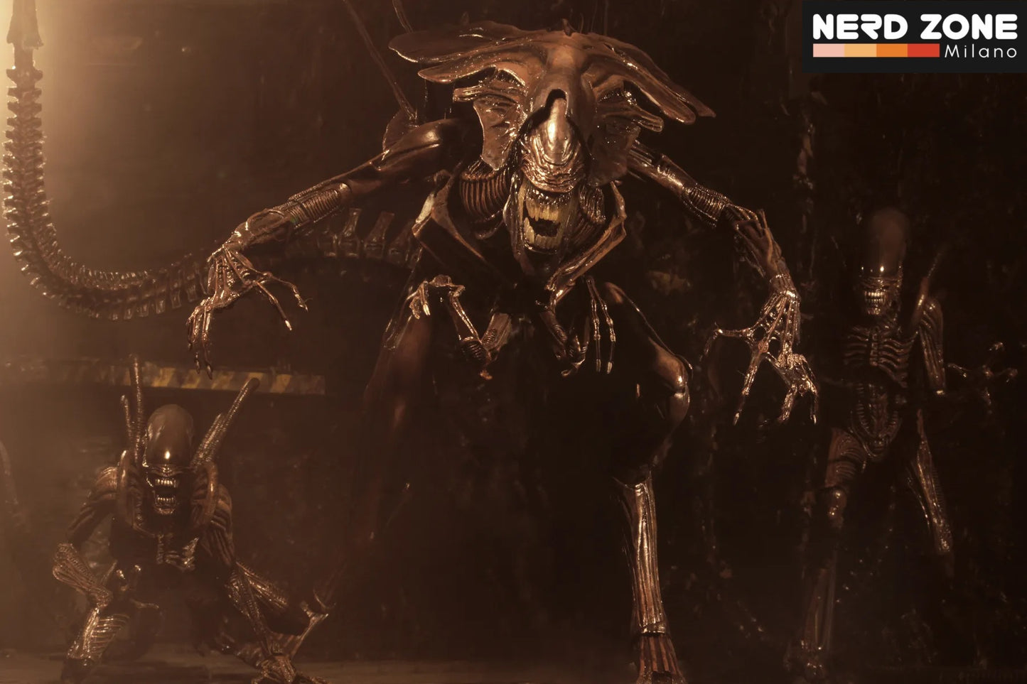 PRE ORDINE - NECA Aliens - Alien Queen Resurrection Dlx Af
