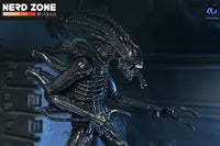 PRE ORDINE - NECA Aliens Ultimate Action Figure Warrior (1986) Xenomorph Black (40th Anniversary) 23 cm