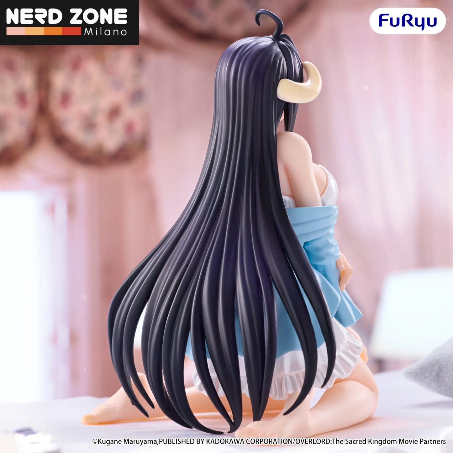 PRE ORDINE - FURYU - Overlord Albedo Loungewear Pearl White Noodle Stopper Figure