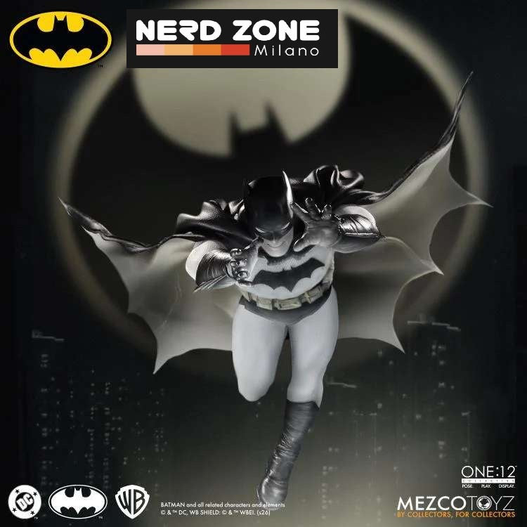 PRE ORDER - MEZCO - One:12 Collective Batman Year One Action Figure