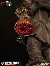 PRE ORDINE QUEEN STUDIOS - IT: Welcome to Derry Season 1 - Pennywise 1/3 Scale Statue