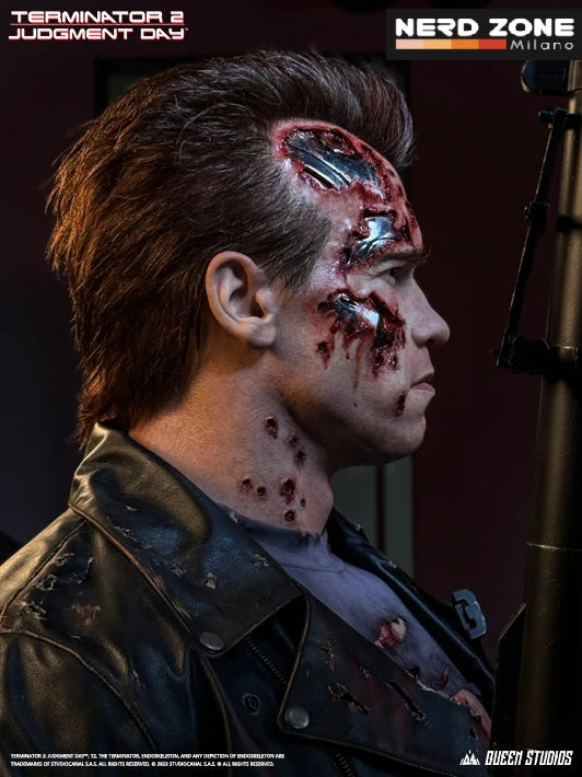 QUEEN STUDIOS - T-800 Battle Damaged (Mechanical) Life-Size Bust