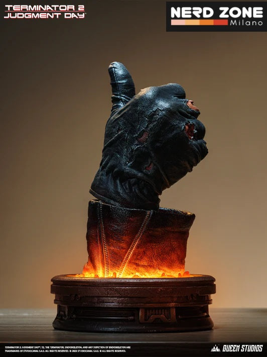 QUEEN STUDIOS - T-800 Battle Damaged (Mechanical) Life-Size Bust