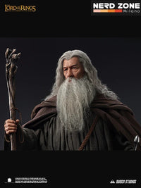 PRE ORDINE - QUEEN STUDIOS - The Lord of the Rings: The Fellowship of the Ring - Gandalf 1/3 Scale Statue