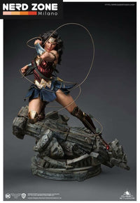 QUEEN STUDIOS -  Wonder Woman Comic Statue 1/4 Early Bird Version 47 cm