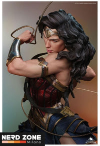 QUEEN STUDIOS -  Wonder Woman Comic Statue 1/4 Early Bird Version 47 cm