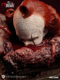 PRE ORDINE QUEEN STUDIOS - IT: Welcome to Derry Season 1 - Pennywise 1/3 Scale Statue PREMIUM VERSION