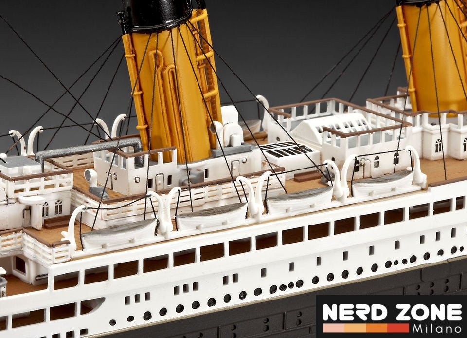 REVELL 05715 R.M.S. Titanic 100 Years Edition 1/400