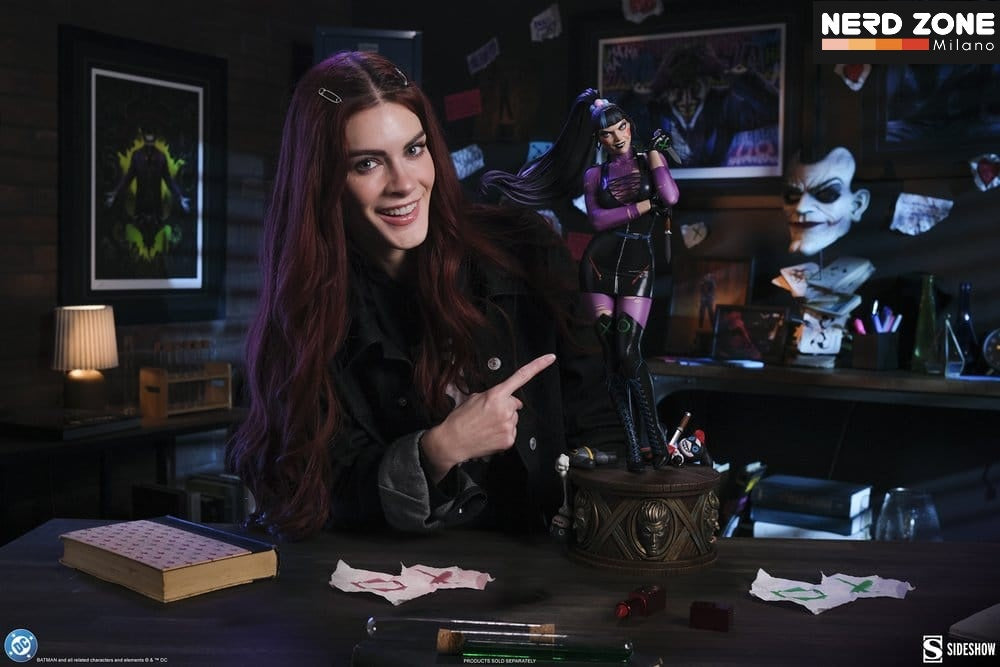 PRE ORDINE - SIDEHSOW - DC Comics Premium Format Figure Punchline 55 cm