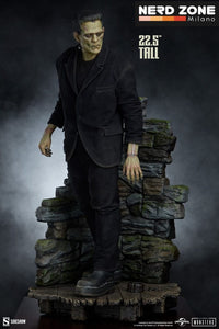 SIDESHOW - Frankenstein Premium Format Mixed Media Statue Frankenstein (Fabric Costume) 57 cm