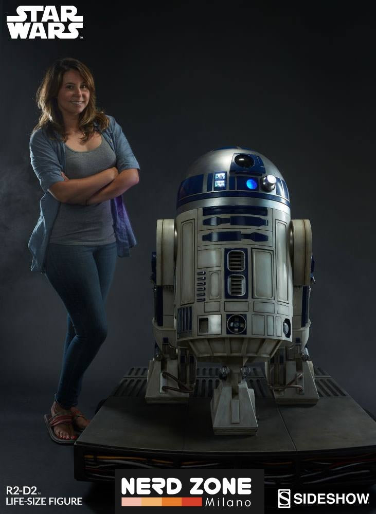 PRE ORDINE - SIDESHOW Star Wars Life-Size Statue R2-D2 122 cm