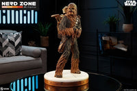 PRE ORDINE - Star Wars Premium Format Figure Chewbacca and C-3PO 63 cm