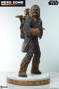 PRE ORDINE - Star Wars Premium Format Figure Chewbacca and C-3PO 63 cm