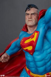 SIDESHOW – DC Comics: Superman - Premium Format 1:4