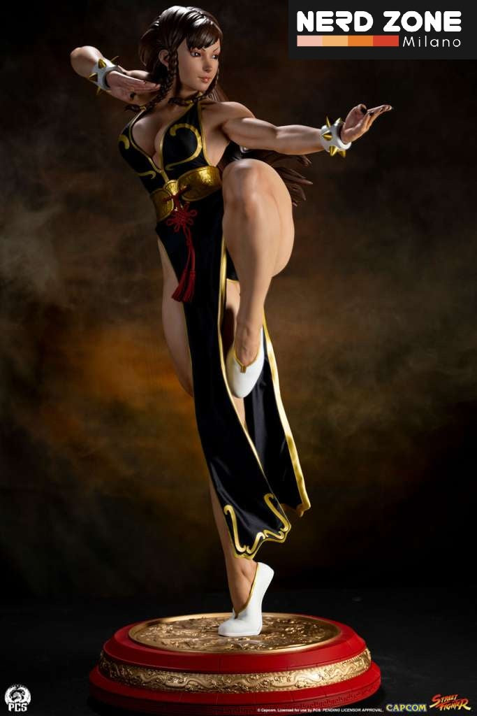 PCS (Premium Collectibles Studio) - Street Fighter Chun - Li 1/2 Scale Statue Battle Edition