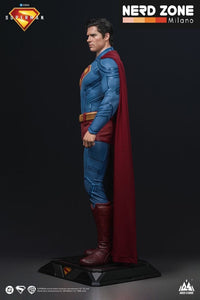 QUEEN STUDIOS - Superman 2025 Life-Size Statue Superman 208 cm Statui 1/1 a grandezza naturale DC Comics