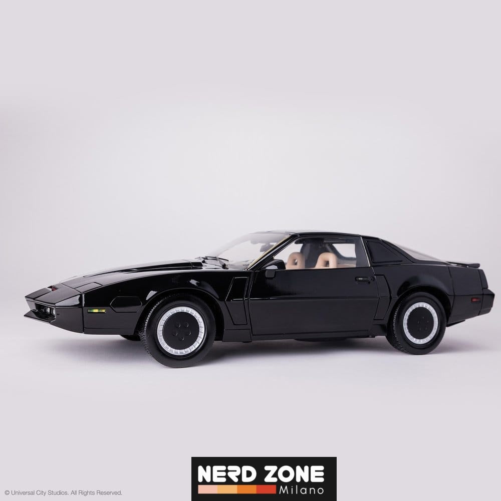 PRE ORDINE - TOMY Knight Rider DieCast Replica 1/10 K.I.T.T. (Supercar) 53 cm