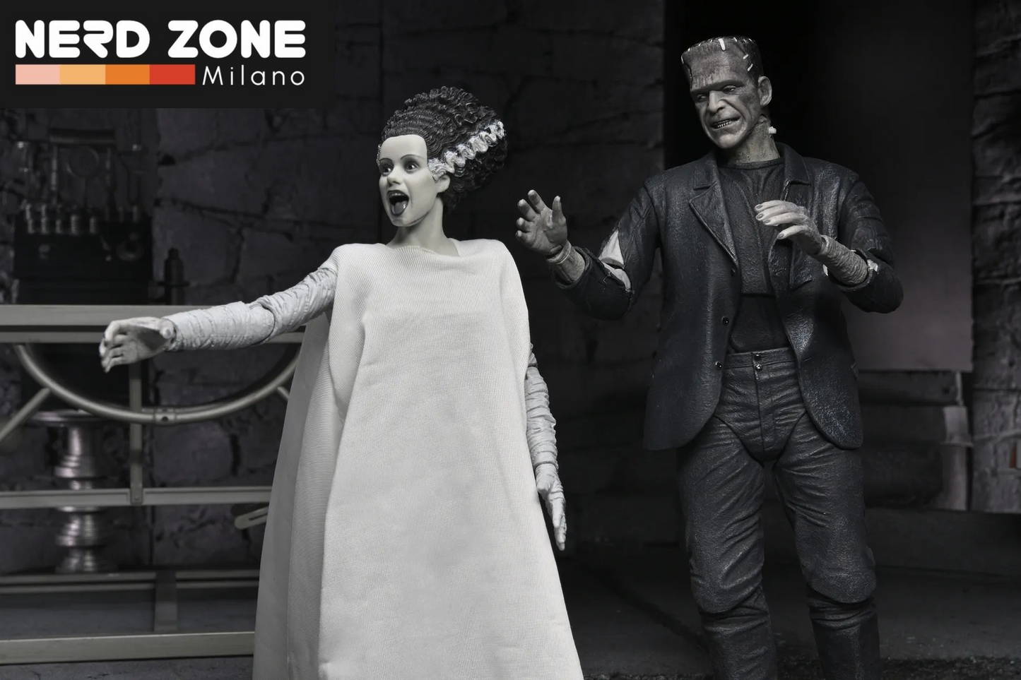 PRE ORDER - NECA - Universal Monsters Bride Of Frankenstein 90th Monster & His Mate B&w 2pack