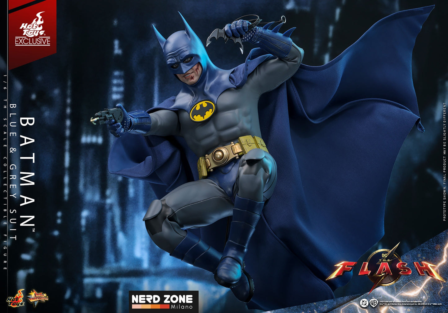 HOT TOYS - The Flash Movie Masterpiece Action Figure 1/6 Batman (Blue & Grey Suit) Limited Edition Hot Toys Exclusive 30 cm MMS834