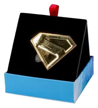 PRE ORDINE - Superman Gold Shield Replica Magnet