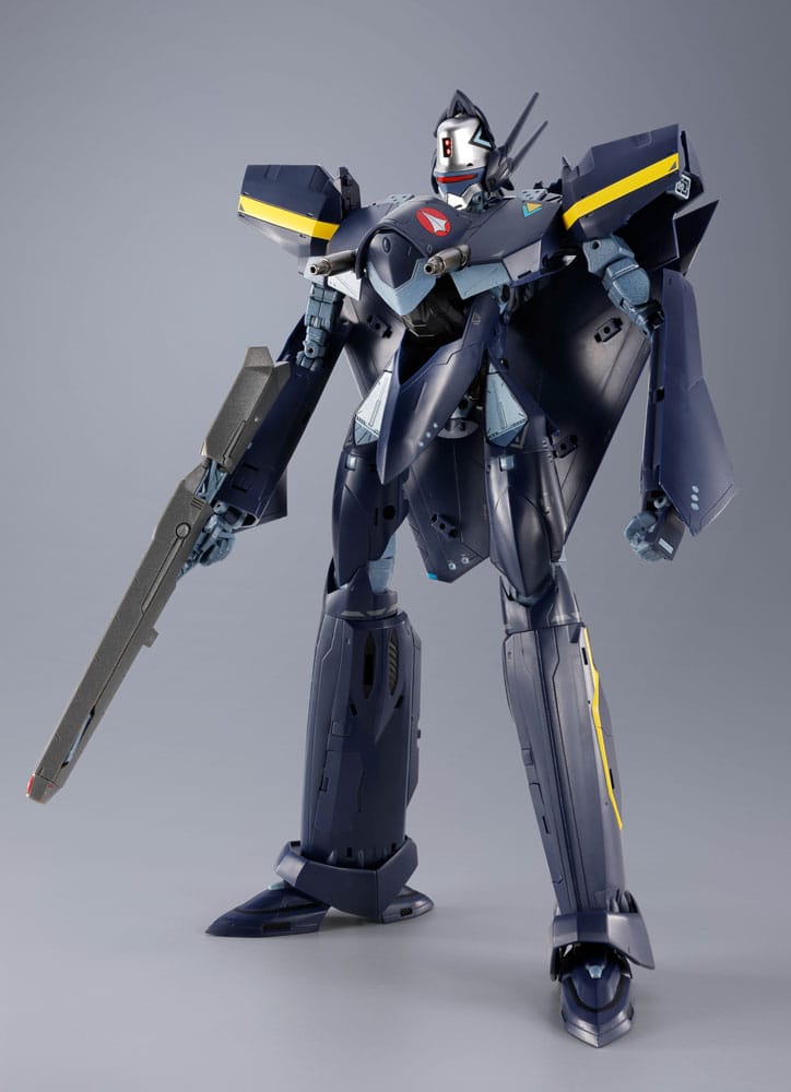 PRE ORDINE - Macross 7 DX Chogokin Action Figure VF-17S Nightmare Stealthvalkyrie (Gamlin Kizaki use) 25 cm