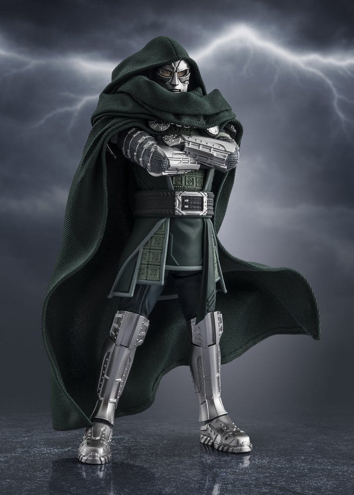 PRE ORDINE - Marvel S.H.Figuarts Action Figure Doctor Doom (Avengers: Doomsday) 16 cm