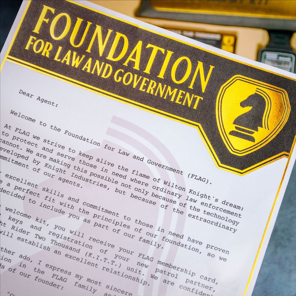 DOCTOR COLLECTOR - Knight Rider Gift Box F.L.A.G Agent Kit (SUPERCAR)