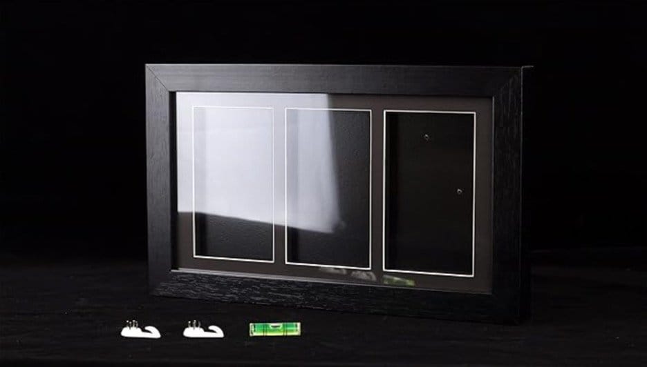 PRE ORDINE - Evoretro Display Frame Card Display Case for 3 Magnetic Case Cards
