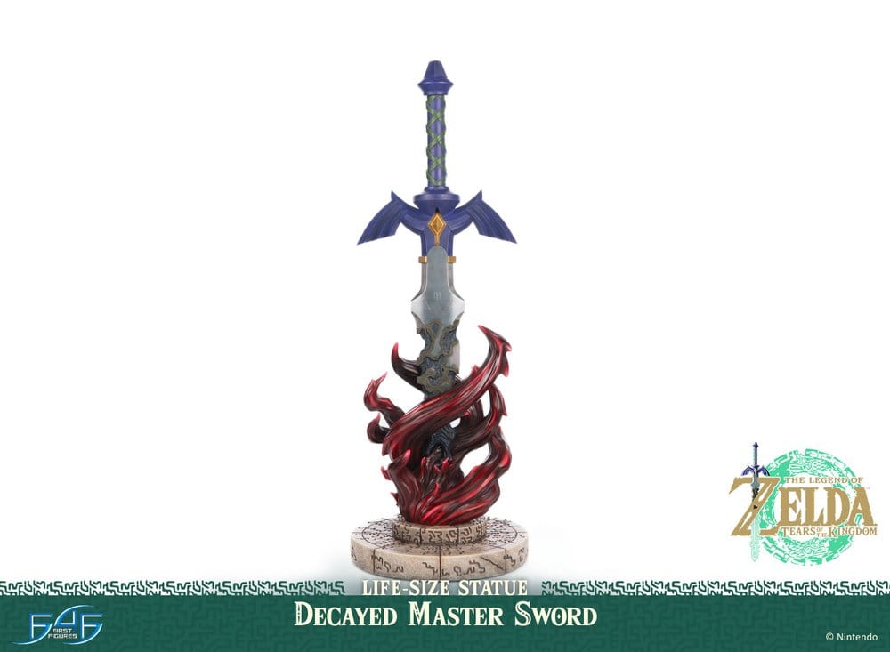 PRE ORDINE - The Legend of Zelda: Tears of the Kingdom Life Size Statue 1/1 Decayed Master Sword 28 cm